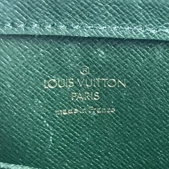 LOUIS VUITTON M30184 Taiga Baikal Bag Clutch Bag Pouch Green/GoldHardware - Picture 7 of 16